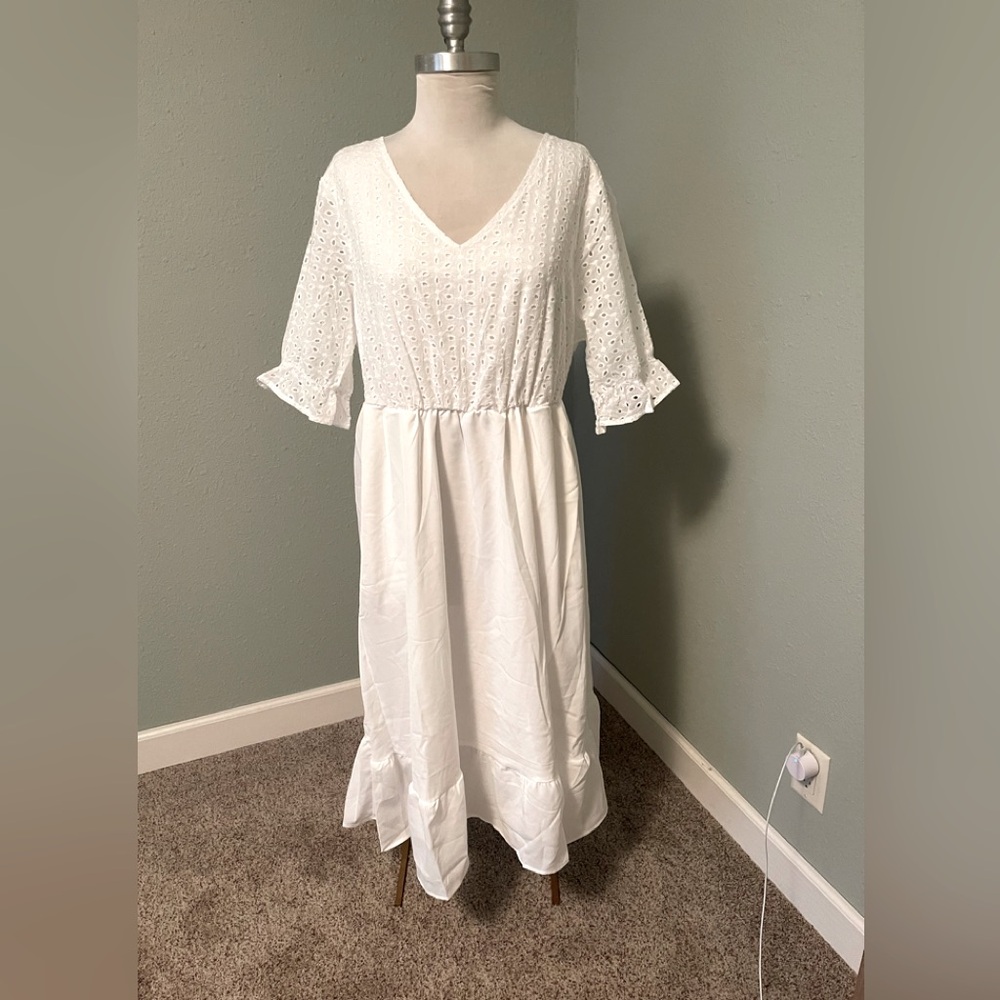 NWT Summer floaty dress, casual wedding appropriate! 💍
